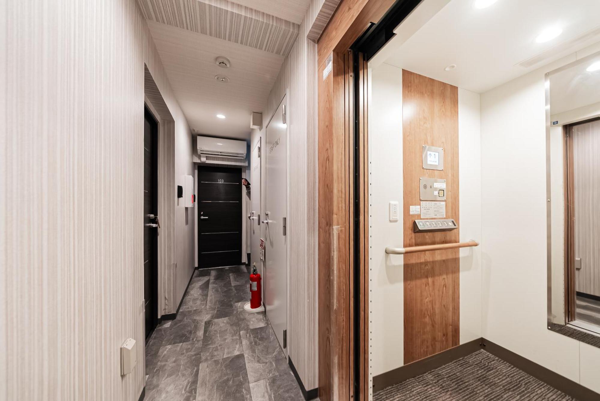Glou Higashi Shinjuku Hotel Tokió Kültér fotó