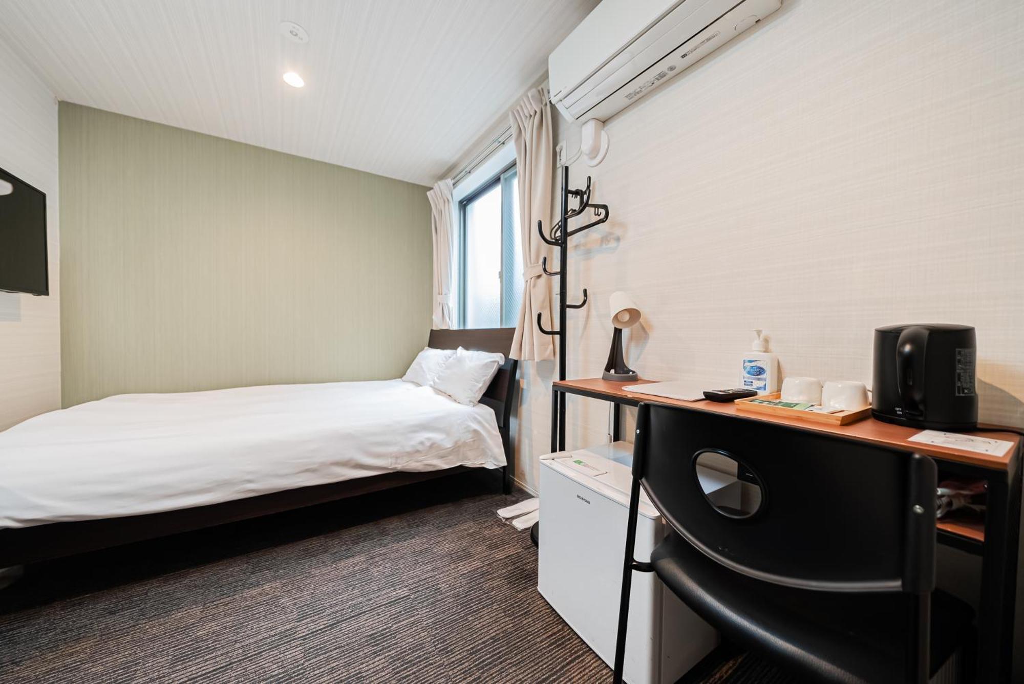 Glou Higashi Shinjuku Hotel Tokió Kültér fotó